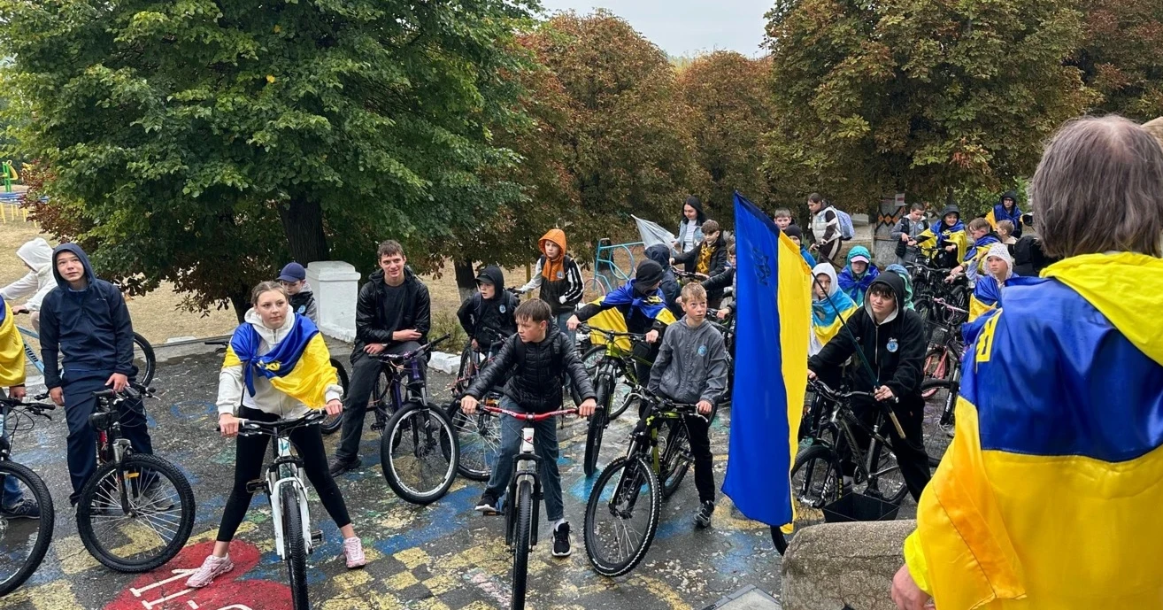 Попри дощ: у Городоцькому ліцеї №1 провели велопробіг до Дня миру