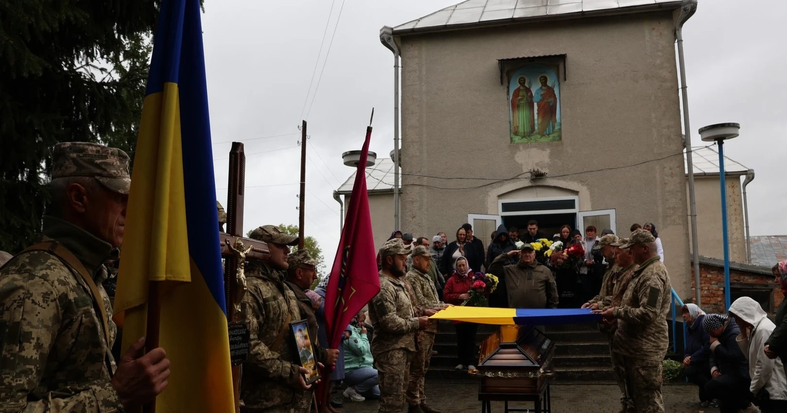 Після трьох років невідомості на щиті у село Немиринці повернувся Антон Тонкоглас