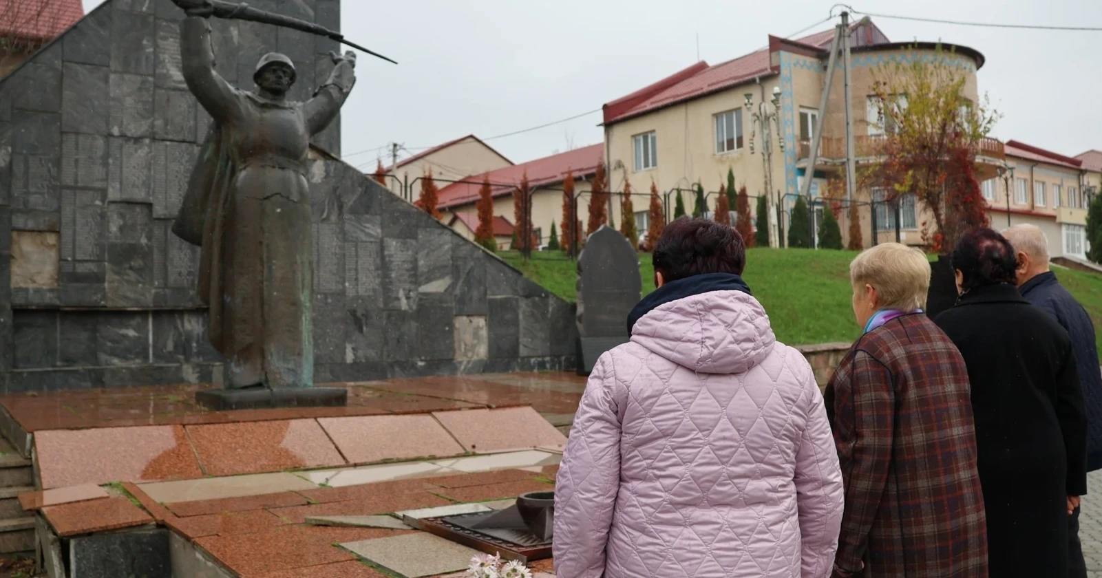 У Городку вшанували пам’ять загиблих у Другій світовій війні