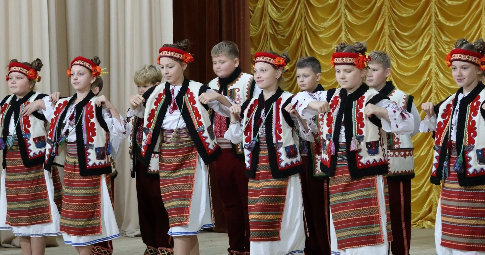Іспит сценою: колективи Городоччини підтверджували звання «народний» і «зразковий»