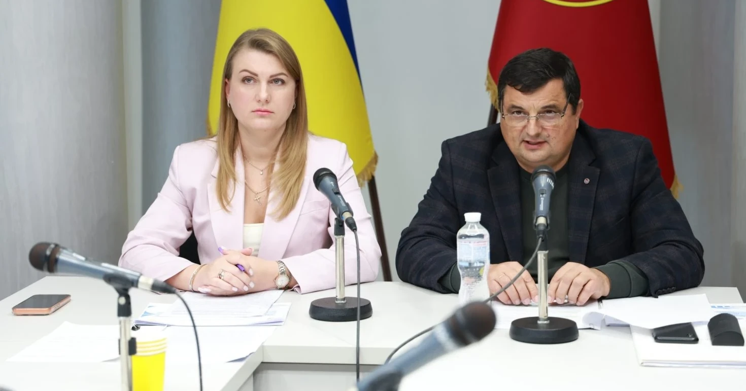 На Хмельниччині обговорили, як школи працюватимуть узимку