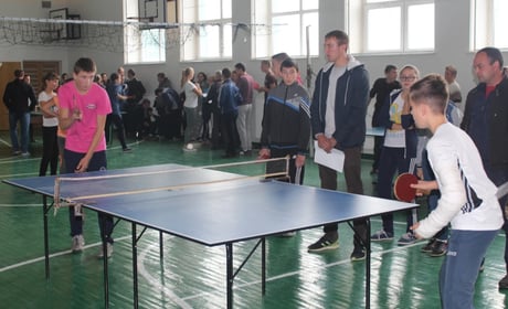 Як у Городку змагалися майстри настільного тенісу 10 років тому