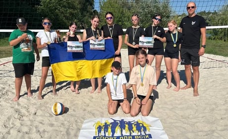 Пісок, м'яч і командний азарт: у Городку змагалися юні волейболістки
