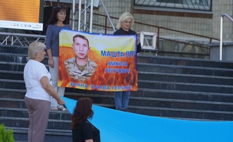 Водій, якого діти називали «дядьою Колею»: у Городку вшанували Миколу Машталера