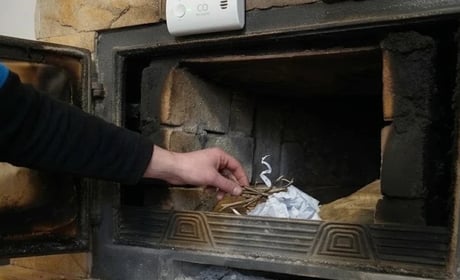 Щоб чадний газ не забрав ще одне життя: поради городоцьких рятувальників і медиків
