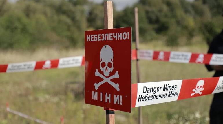 До 12 975 гривень компенсації: хто може отримати виплату за травми від вибухонебезпечних предметів