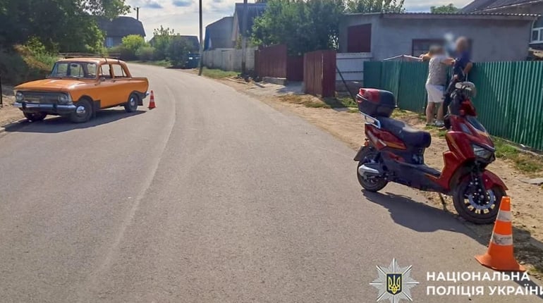 У Чорниводах в ДТП травмувалася водійка електроскутера