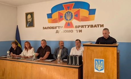 У Славуті з професійним святом привітали рятівників