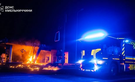 На Хмельниччині внаслідок масованої атаки РФ знищено логістичний хаб і пошкоджено підприємства
