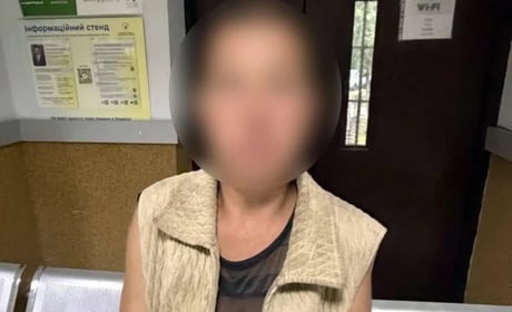 У Хмельницькому поліцейські оголосили підозру жінці, яка обікрала будинок військового