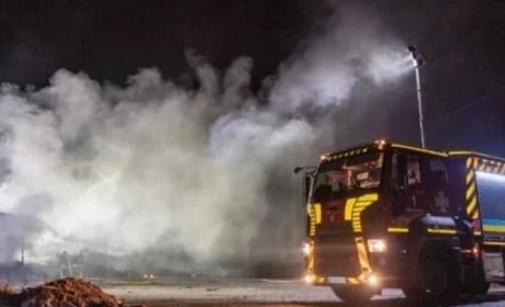 На Хмельниччині внаслідок атаки дронів виникли дві пожежі, є постраждалий