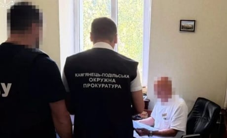 На Хмельниччині повідомлено про підозру лікарю, який «допомагав» отримувати інвалідність
