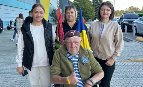 «116 пройшли повз, задонатив один». Дядя Гриша про інший бік волонтерства та прохання до біляївців