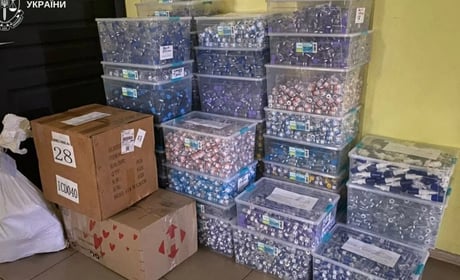 В Одесі та Миколаєві викрили схему виробництва фальсифікованого препарату для схуднення