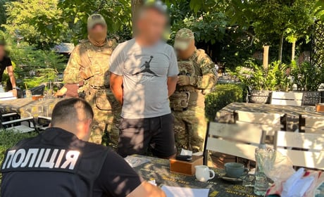 Оформлення інвалідності за 12 тисяч доларів: затримали жителя Одеського району