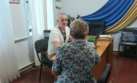 У Широкій Балці та Мирному жителям надавали безкоштовну правову і соціальну допомогу