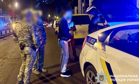 П’ятеро травмованих у ДТП біля блокпоста в Одесі: BMW зіткнувся з чотирма авто