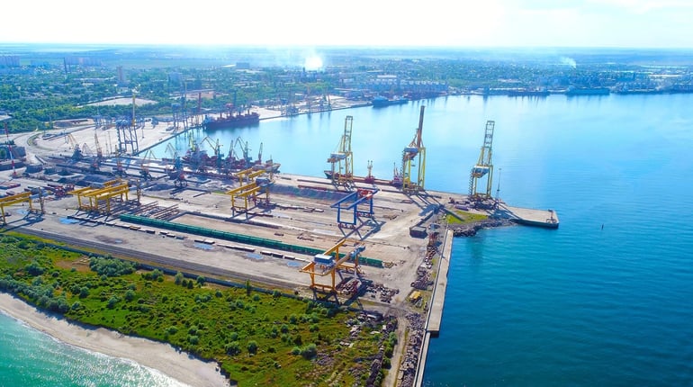 Хабар у 500 тис. грн: у Чорноморському порту затримали чиновника