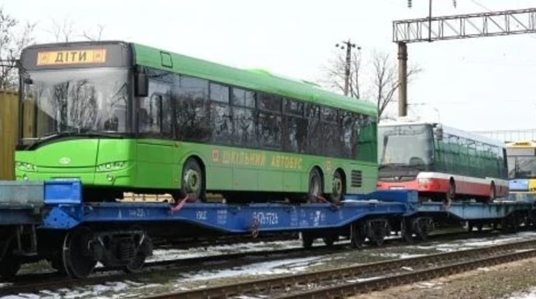 Київ і Дніпро передадуть Одесі сім автобусів для міських перевезень