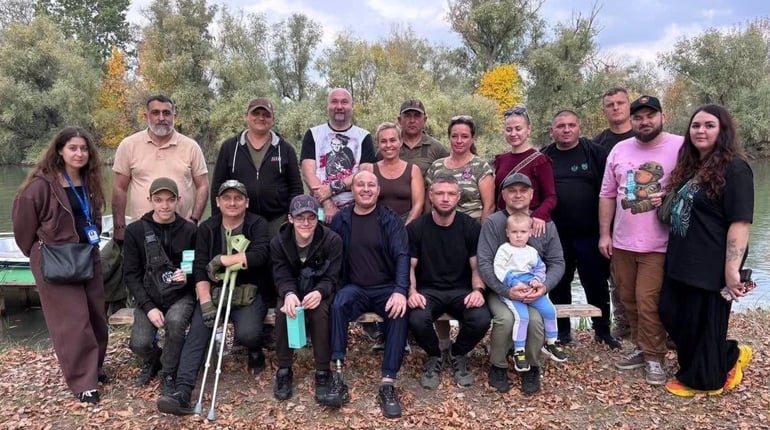 День на Дністрі: для ветеранів організували зустріч серед природи