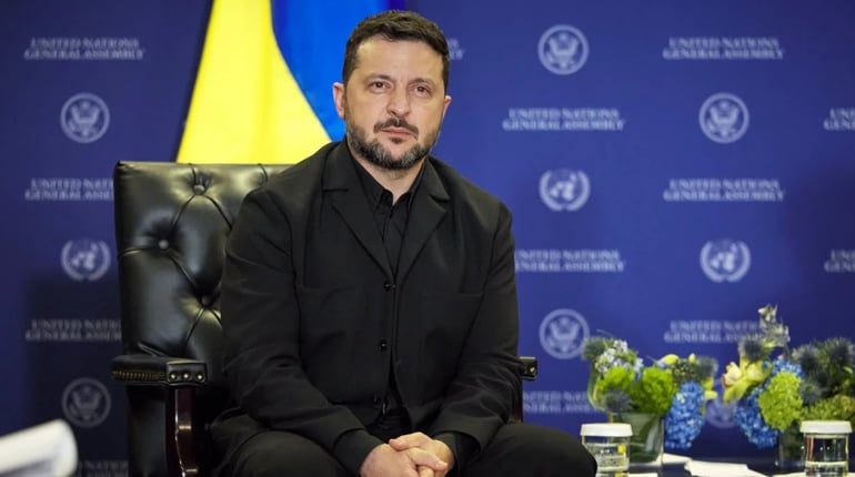 Зеленський: Путін скасував обмеження на удари по Україні
