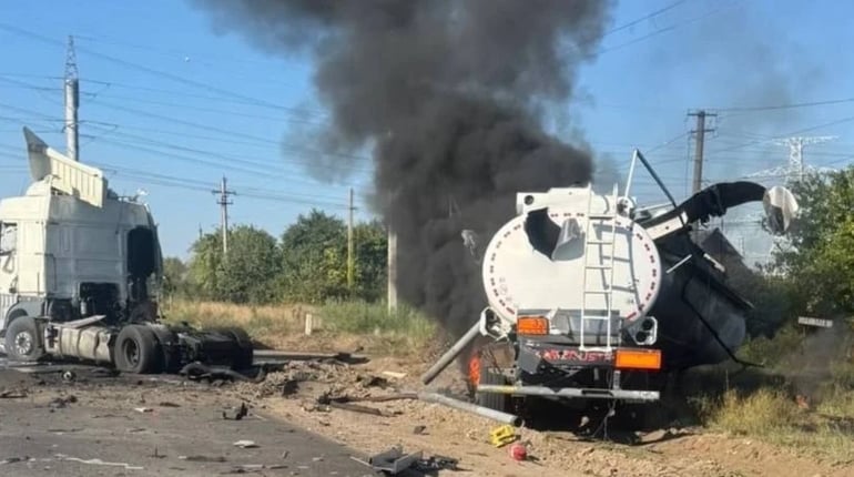 Реактивні БпЛА атакували Одеський район: пошкоджені будинки та автоцистерна