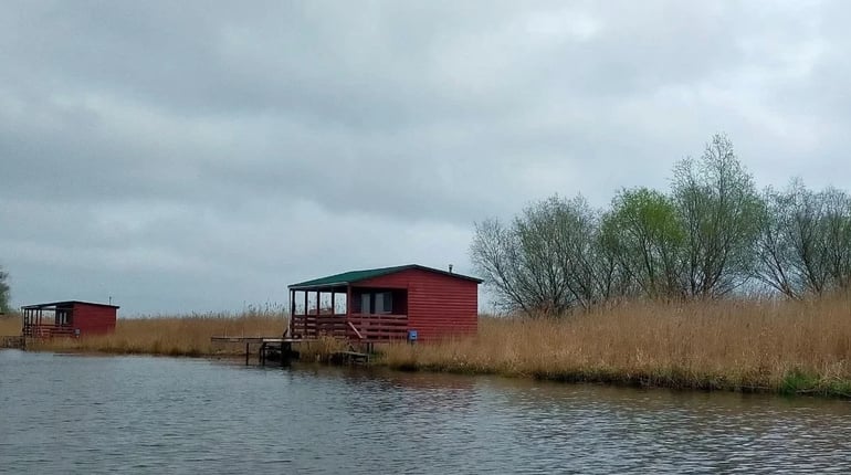 Верховний Суд заборонив будиночки для рибалок на Дністрі