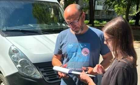 Грант для бізнесу: як Віктор Чумак покращив доставку меблів у Жовтих Водах