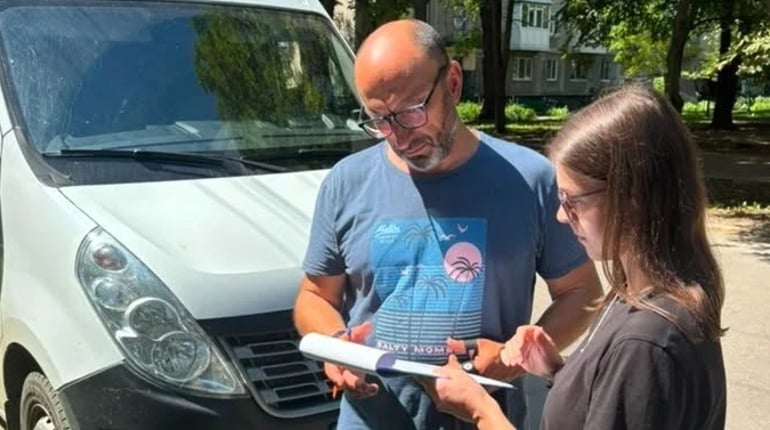 Грант для бізнесу: як Віктор Чумак покращив доставку меблів у Жовтих Водах