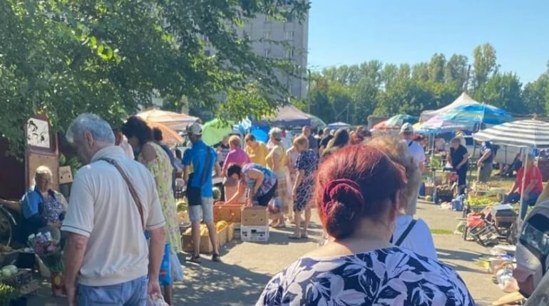 Скільки коштують овочі на ринку поблизу "Таїсу" у Жовтих Водах: фото товарів. Серпень 2026