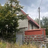 На Кременеччині лікарю та матері померлої дитини оголосили підозру