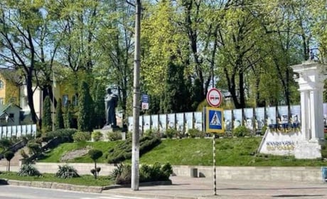 У центрі Кременця тимчасово не можна буде паркуватися