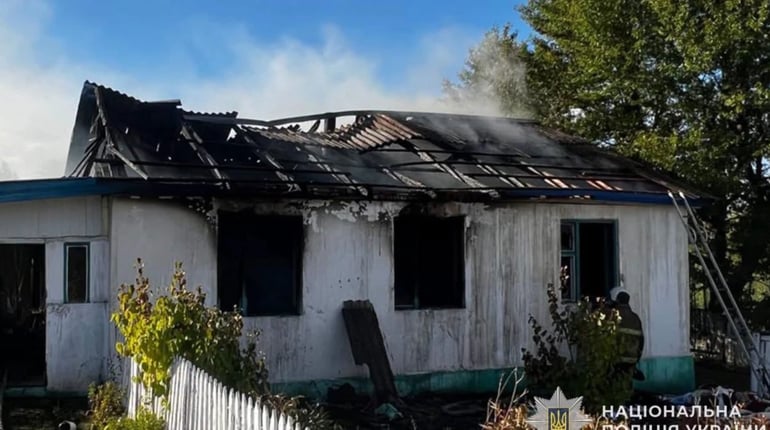 На Кременеччині чоловік підпалив будинок дружини