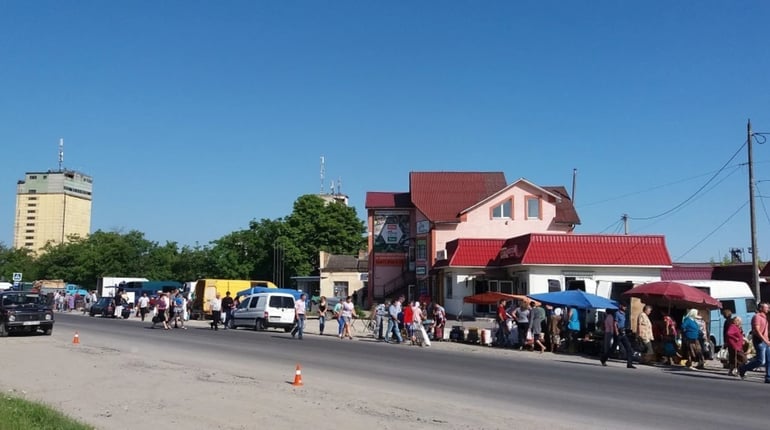 У Кременці остаточно припиняє роботу великий базар