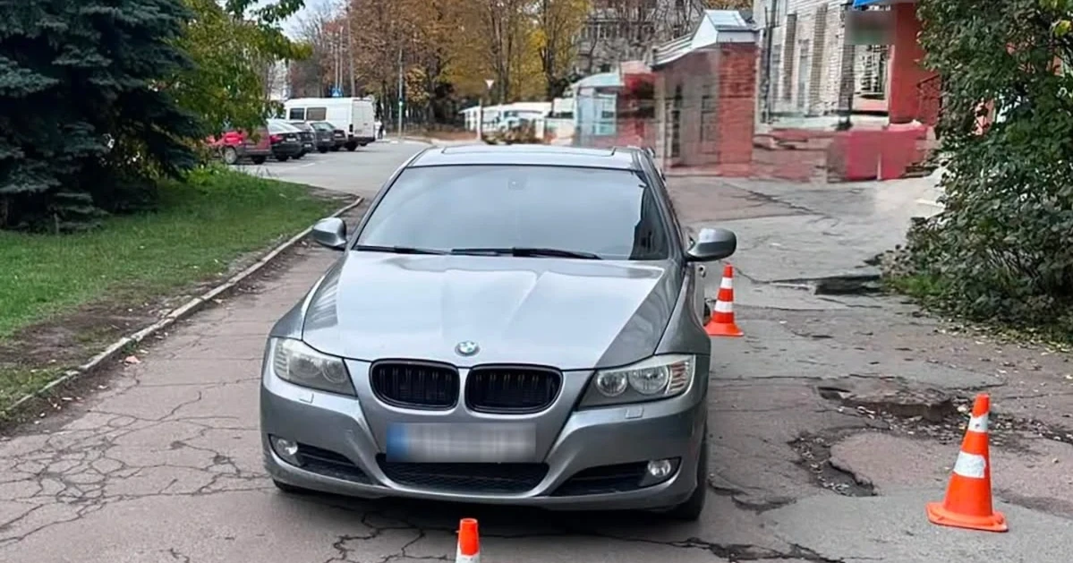 Водій BMW наїхав на пішохідку на вулиці Київській у Звягелі