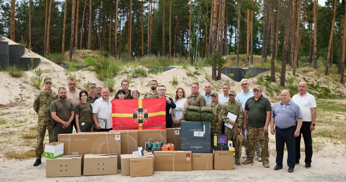 Допомога для бійців тероборони Звягельського району: передали обладнання на 300 тисяч гривень
