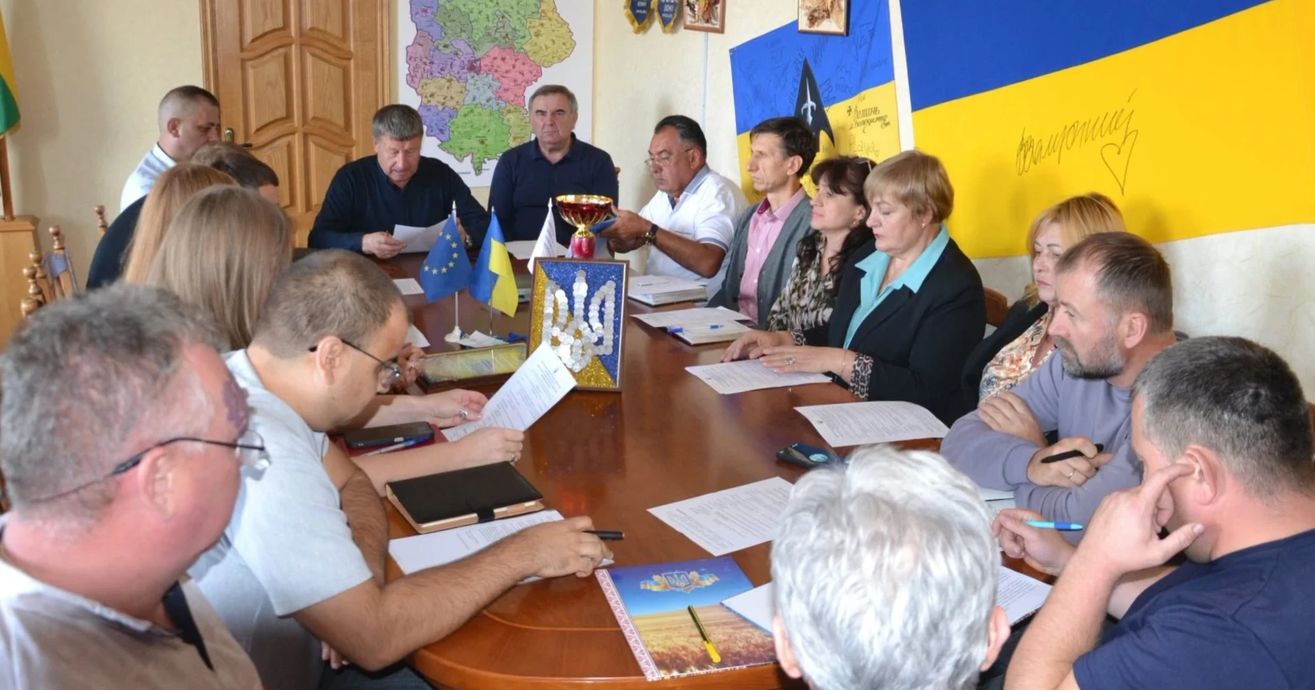 Укриття, нові сирени та перевірка АЗС: які рішення ухвалила комісія ТЕБ та НС на Звягельщині