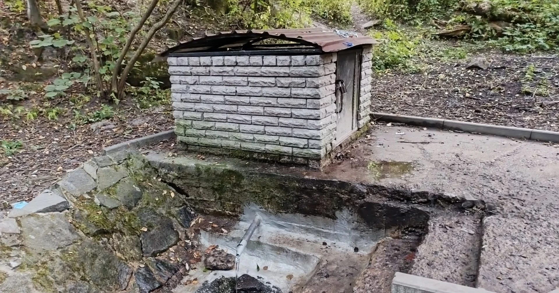 Де безпечно набирати воду: у Звягелі оприлюднили результати перевірки бюветів і джерел