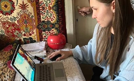 Послуги ЦНАП вдома: у Звягелі адміністратори здійснюють виїзди із мобільною валізою