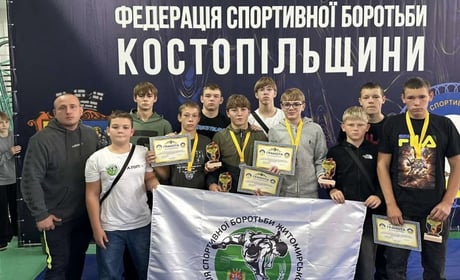 У звягелян чотири призові місця на Всеукраїнському турнірі "Надія – 2026" з греко-римської боротьби