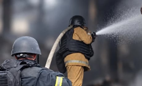 Внаслідок обстрілу Житомирщини виникла пожежа на обʼєкті транспортної інфраструктури