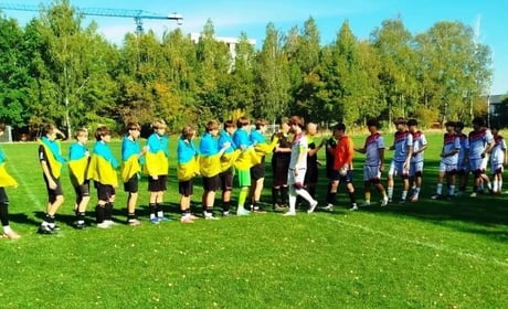 Грали в меншості та розгромили суперника: як звягельські футболісти здобули ефектну перемогу