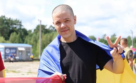 Додому з неволі: із російського полону звільнили вісьмох мешканців Житомирщини