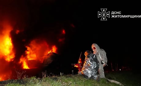 Рятувальники показали наслідки повітряного удару росіян по Житомирщині