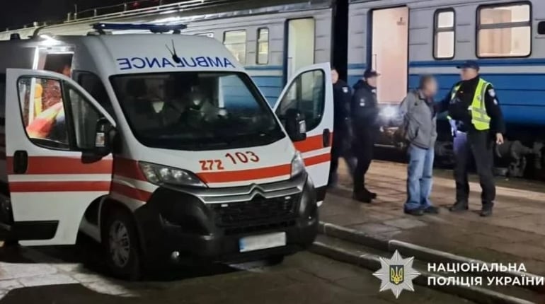 Конфлікт в електричці: на Житомирщині поліцейські затримали підозрюваного в замаху на вбивство