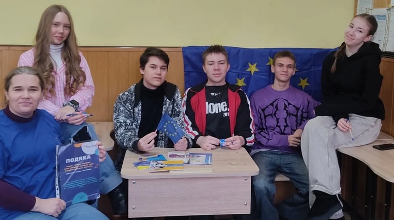 Європа починається зі школи: як Євроклуб у Знам’янці вчить дітей бути громадянами ЄС