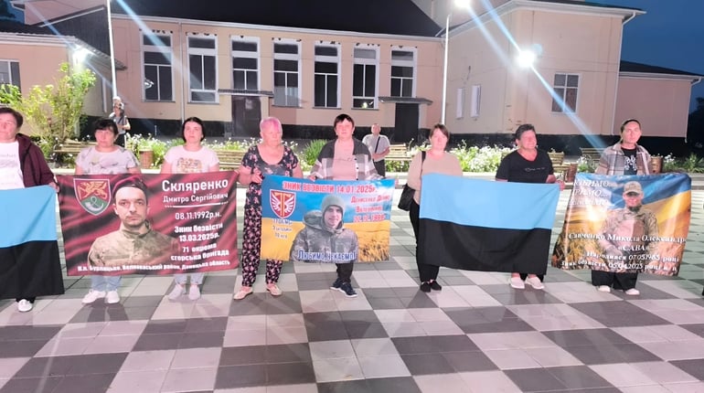 "Дорога додому": у Дмитрівській громаді провели вечір надії для родин зниклих безвісти Захисників