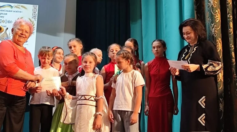 "Золотий Олім" 2026»: хто з дітей і педагогів Дмитрівської громади отримав відзнаки