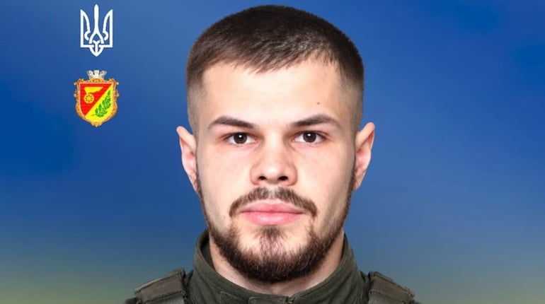 У 25 років трагічно обірвалося життя військовослужбовця зі Знам’янки Олександра Сосніна