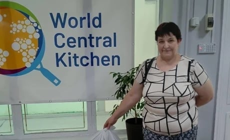 Переселенці з Вільхуватської громади отримали понад 700 продуктових наборів